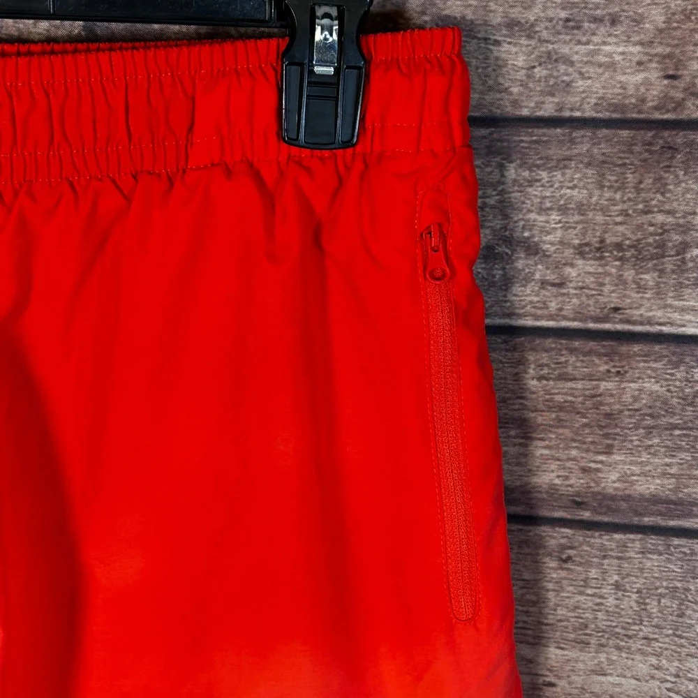 Nike Mens Red Mesh Lined Athletic Shorts Zipper Pockets XL 545426-640